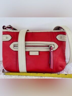 Coach Daisy Spectator Swingpack Red Leather Crossbody Bag coral pink cream Y2K